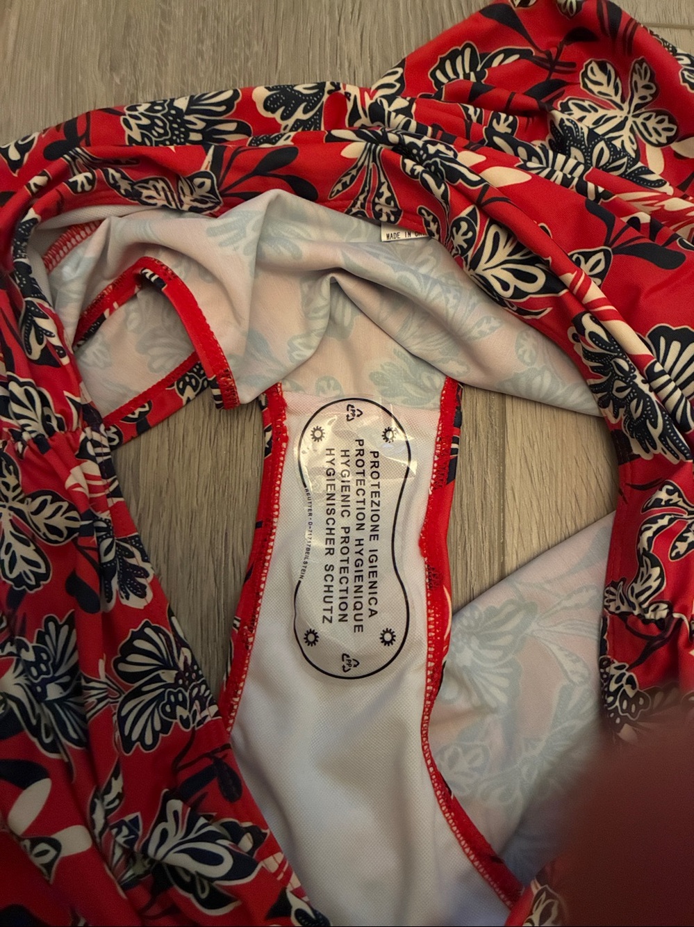 XL Red Floral Ruched Tankini Skirted 2 Piece Swimsuit NWOT - Picture 6 of 7